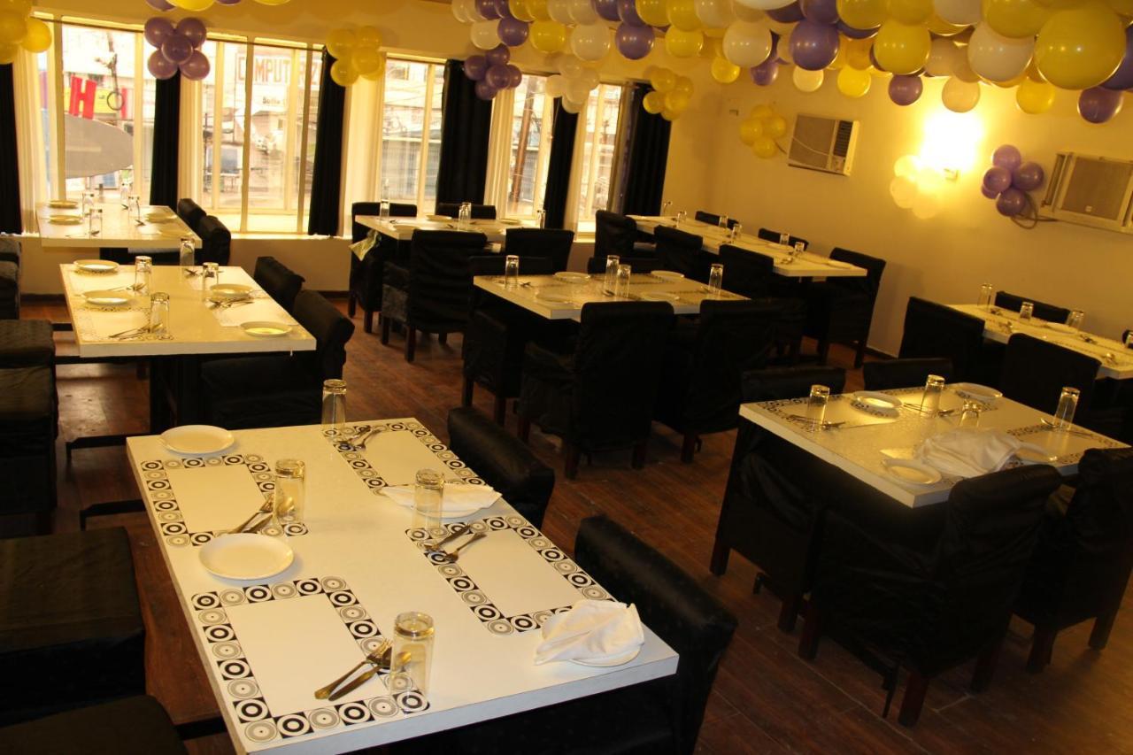 Hotel Vijay Shree Deluxe Patna  Exteriör bild