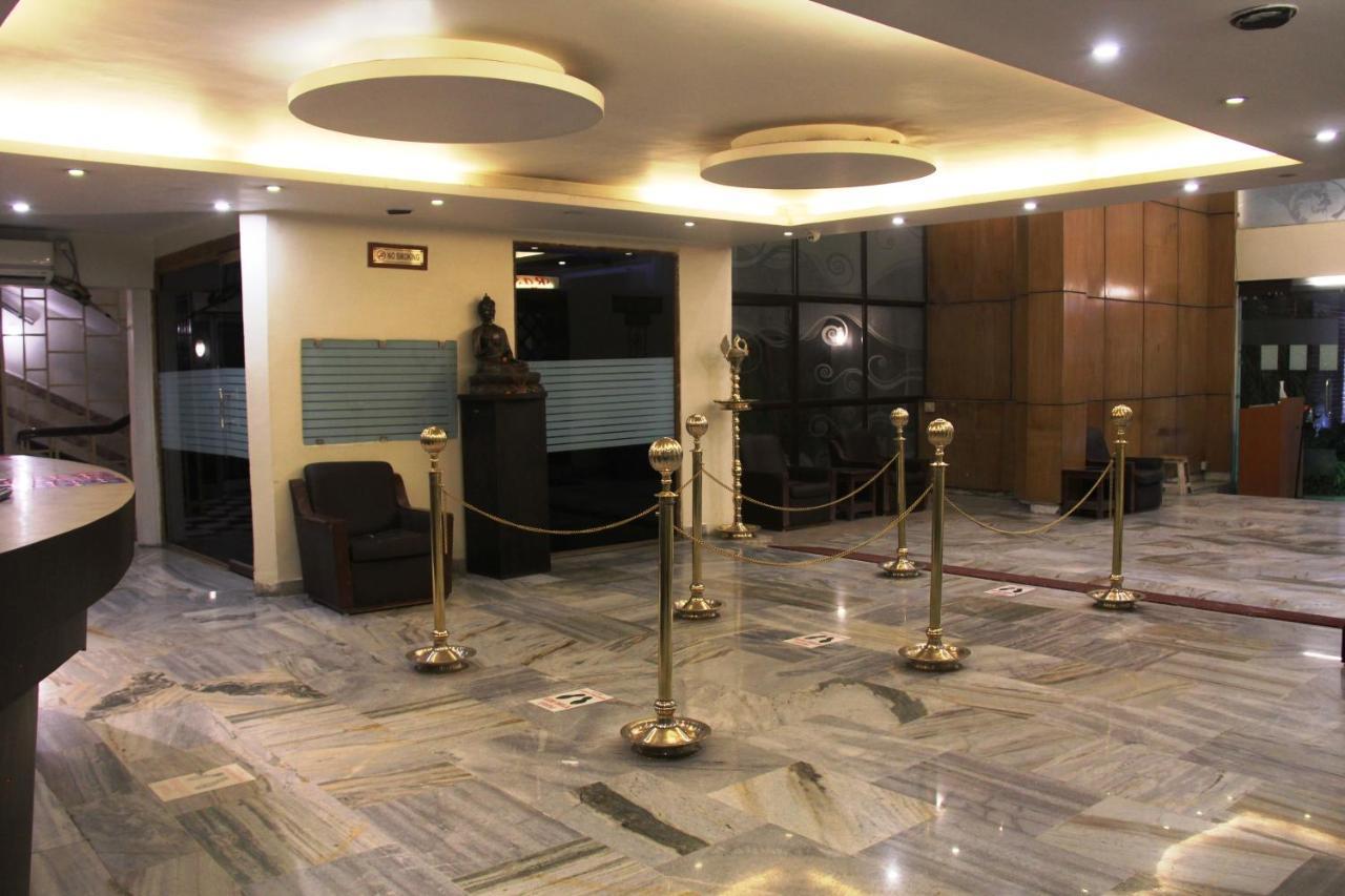 Hotel Vijay Shree Deluxe Patna  Exteriör bild